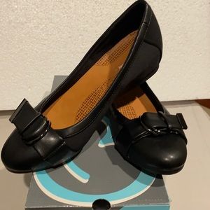 Bare Traps Posture size 8 M